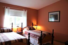 Mulvehill Creek Wilderness Inn