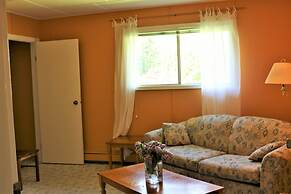 Mulvehill Creek Wilderness Inn