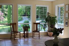 Mulvehill Creek Wilderness Inn