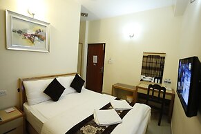 Mahadev Hotel