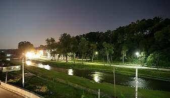 Mahadev Hotel