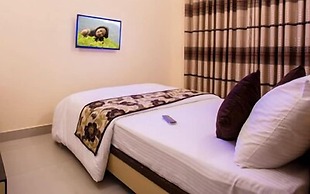Mahadev Hotel