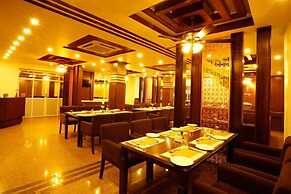 Mahadev Hotel