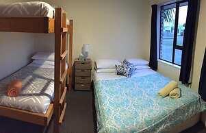Snow Denn Lodge - Hostel