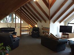 Snow Denn Lodge - Hostel