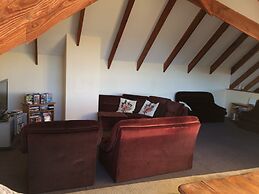 Snow Denn Lodge - Hostel