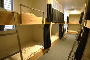 Santiago Guesthouse Hiroshima – Hostel