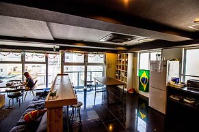 Santiago Guesthouse Hiroshima – Hostel