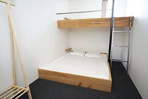 Santiago Guesthouse Hiroshima – Hostel