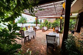 Villa Orchid Garden Riverside Hoi An