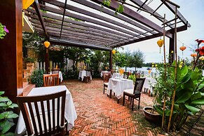 Villa Orchid Garden Riverside Hoi An