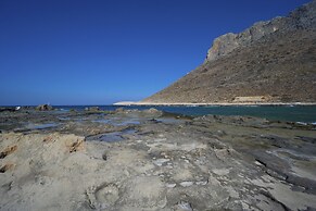 Skamagkas G. Apartments