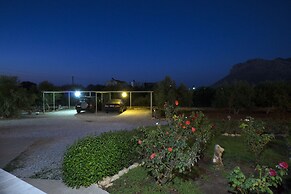 Skamagkas M. Apartments