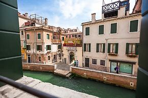 Liassidi Wellness Suites