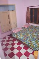 Somit Paying Guest House