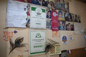 Somit Paying Guest House