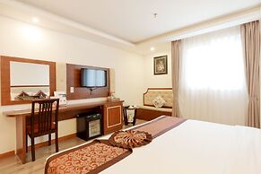 Paris Nha Trang Hotel & Apartment
