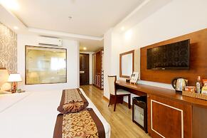 Paris Nha Trang Hotel & Apartment