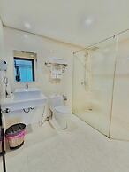 Paris Nha Trang Hotel & Apartment