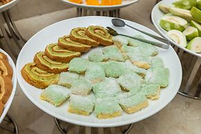 Paris Nha Trang Hotel & Apartment