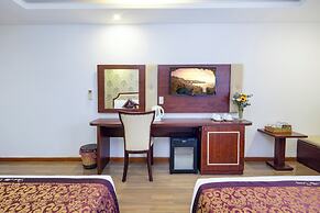 Paris Nha Trang Hotel & Apartment