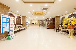 Paris Nha Trang Hotel & Apartment