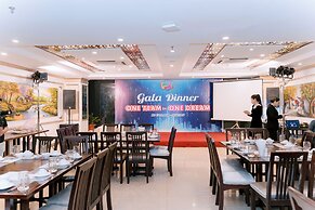 Paris Nha Trang Hotel & Apartment