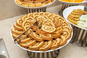 Paris Nha Trang Hotel & Apartment