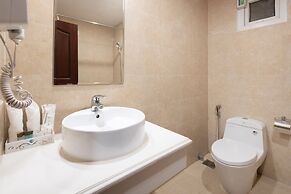Paris Nha Trang Hotel & Apartment
