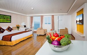 Paris Nha Trang Hotel & Apartment