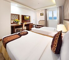 Paris Nha Trang Hotel & Apartment