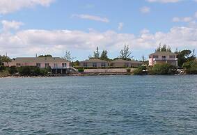 Love At First Sight Hotel