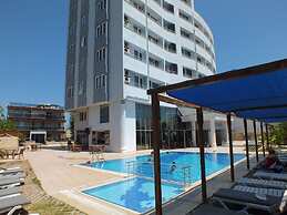Acropol Beach Hotel
