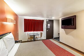 Motel 6 Elizabeth, NJ - Newark Liberty Intl Airport
