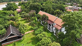 Nam Ou Riverside Hotel & Resort