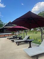 Nam Ou Riverside Hotel & Resort