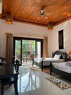 Nam Ou Riverside Hotel & Resort