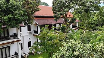 Nam Ou Riverside Hotel & Resort