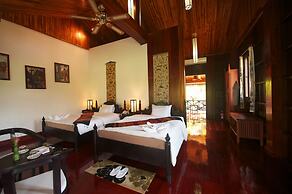 Nam Ou Riverside Hotel & Resort