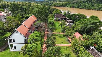 Nam Ou Riverside Hotel & Resort
