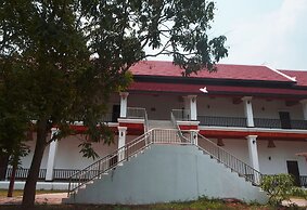 Nam Ou Riverside Hotel & Resort