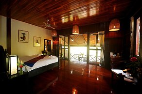 Nam Ou Riverside Hotel & Resort