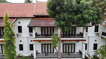 Nam Ou Riverside Hotel & Resort