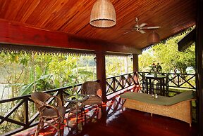 Nam Ou Riverside Hotel & Resort