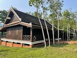 Nam Ou Riverside Hotel & Resort