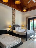 Nam Ou Riverside Hotel & Resort