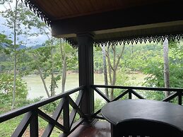 Nam Ou Riverside Hotel & Resort