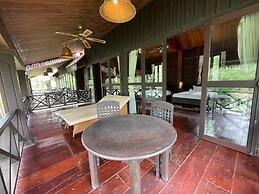 Nam Ou Riverside Hotel & Resort