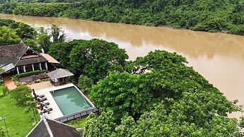 Nam Ou Riverside Hotel & Resort