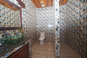 Nam Ou Riverside Hotel & Resort